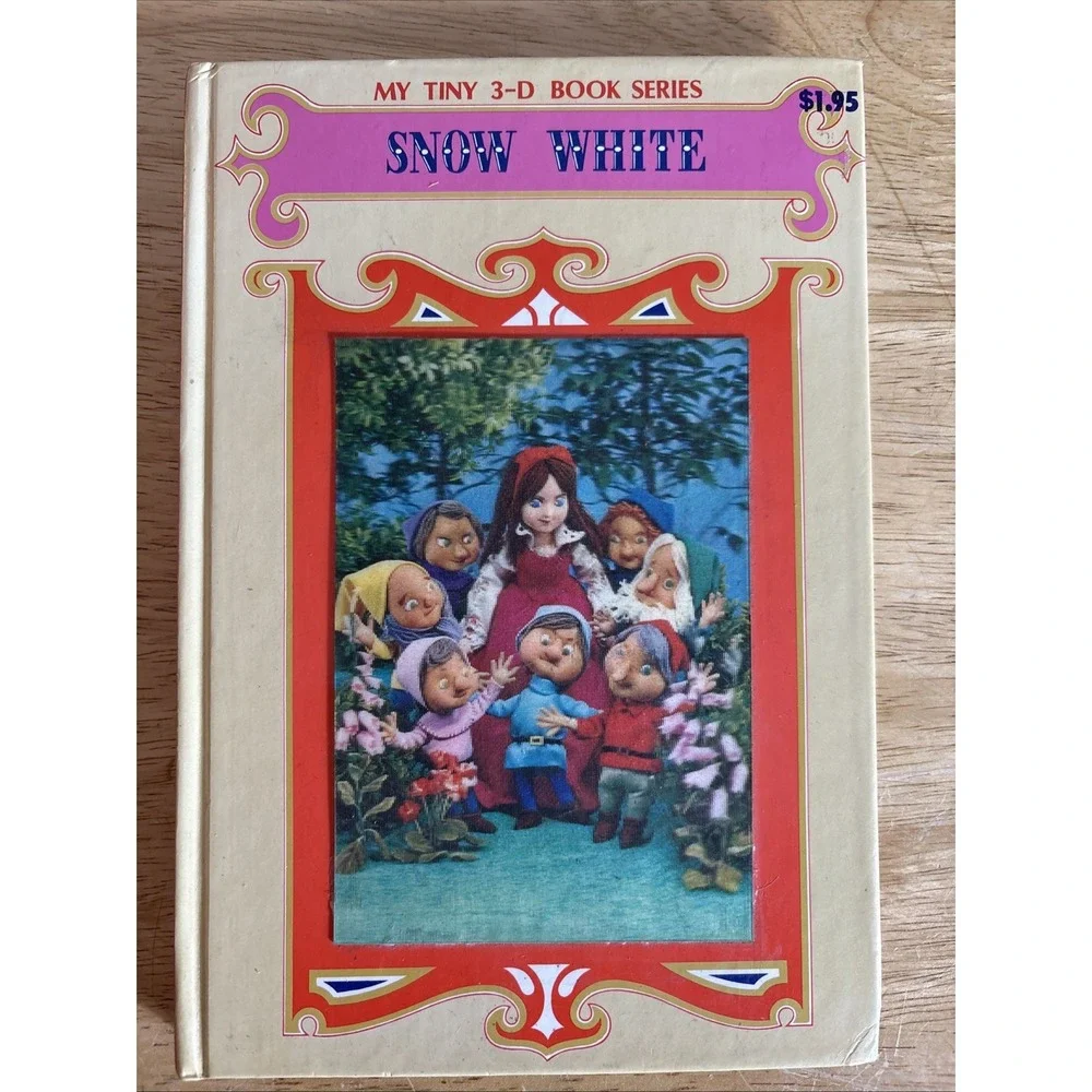 Vintage My Tiny 3-D‎ Book -  Snow White - Playmore Inc Publishers